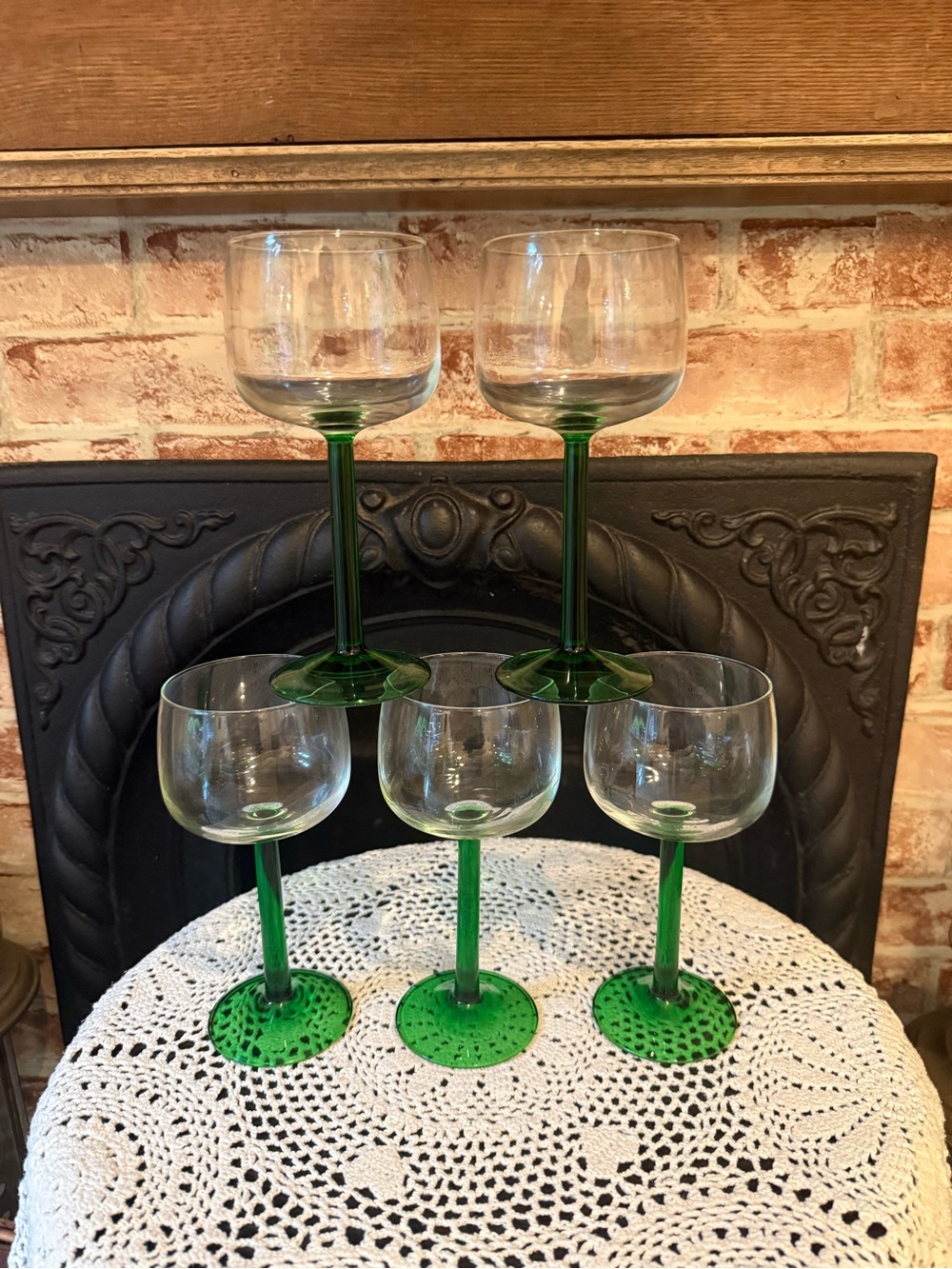Vintage French Luminarc Emerald Green Stemmed Wine Glasses - Set of 5
